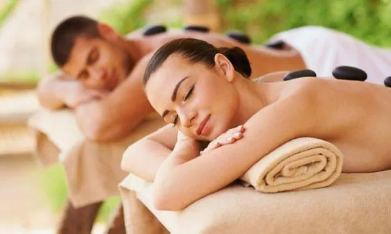 Couples massage